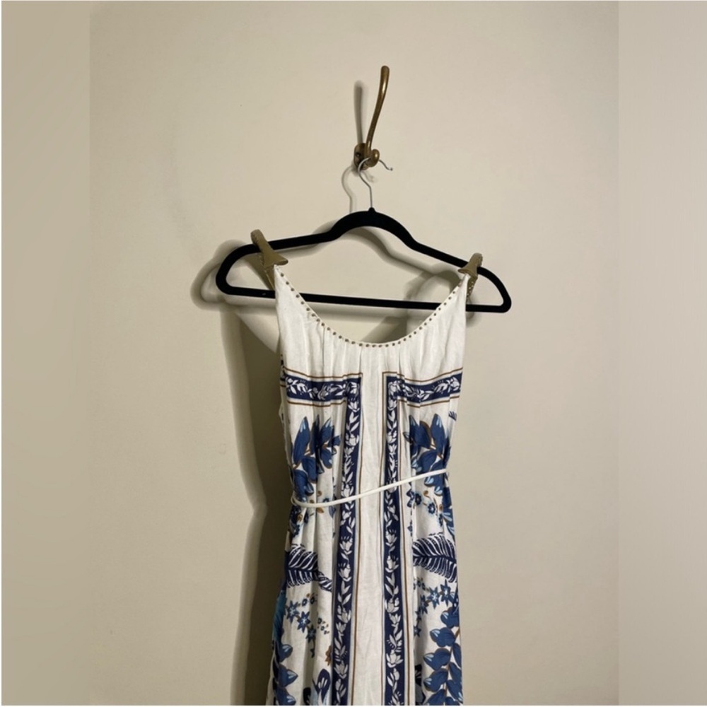 FARM Rio Off-White Ana Tapestry Fish Strap
Maxi Dress - Picture 9 of 10